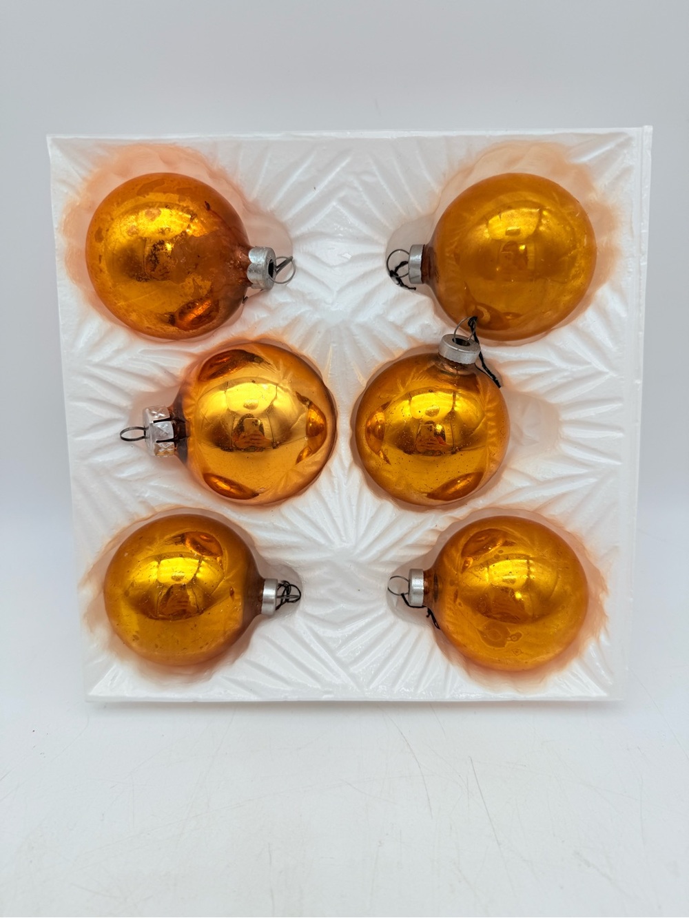 Vintage golden Glass Holiday Ornaments Christmas tree - Set of 6